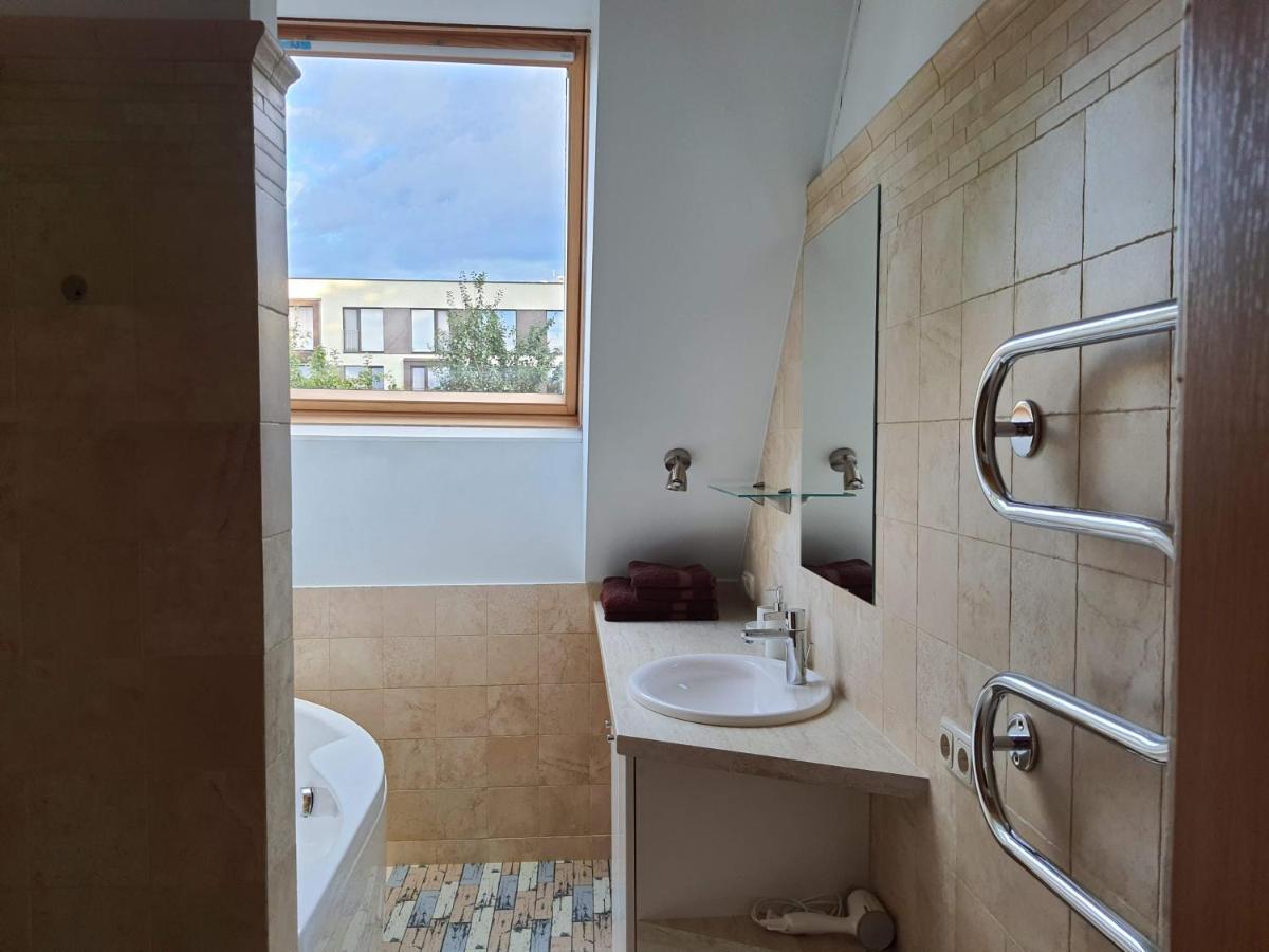 Apartamentai Hunter House ドルスキニンカイ エクステリア 写真
